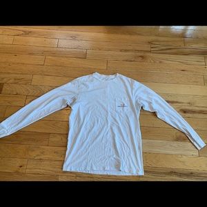 Men’s vineyard vines shirt